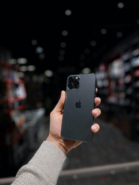 iPhone 13