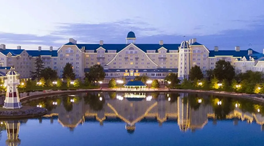 Disney's Newport Bay Club