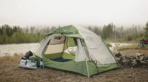 Camping tent