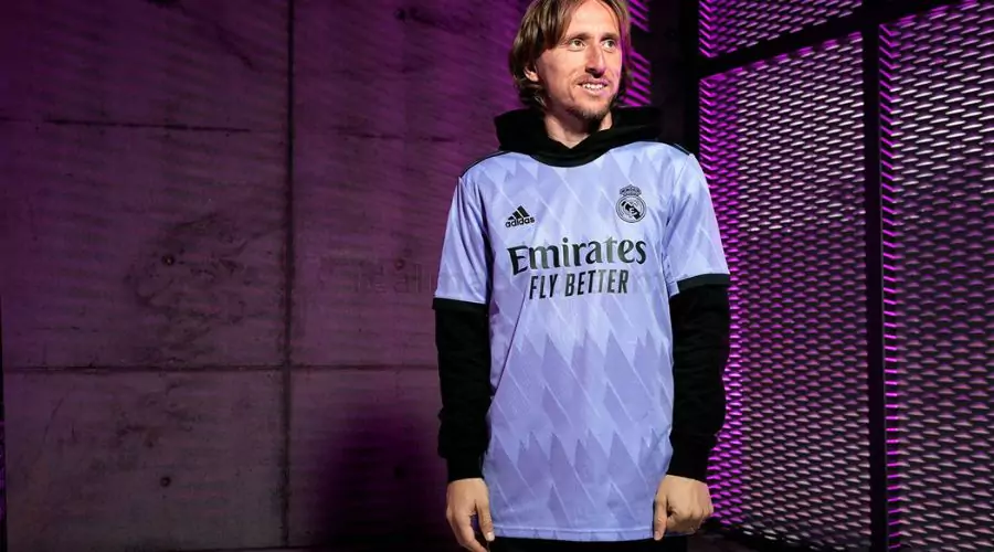 Adidas Real Madrid 2022/23 Away Shirt 