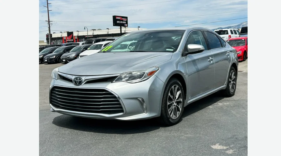 2017 Toyota Avalon XLE