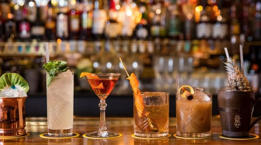 Cocktail Bar Decor