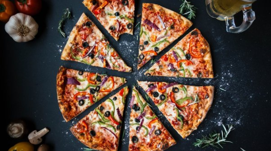Speciality vegetarian pizzas 
