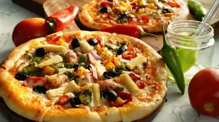 Customize pizza toppings