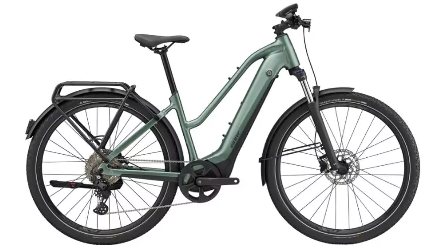 Hybrid Bikes for Men: Giant Explore E + STA 2024 