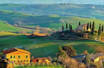 Small-Group Wine Tasting Experience in the Tuscan Countryside