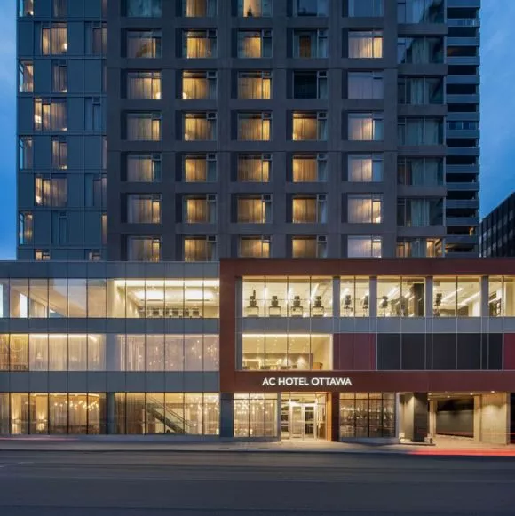 hotels near Parliament Hill Ottawa | Savewithnerds